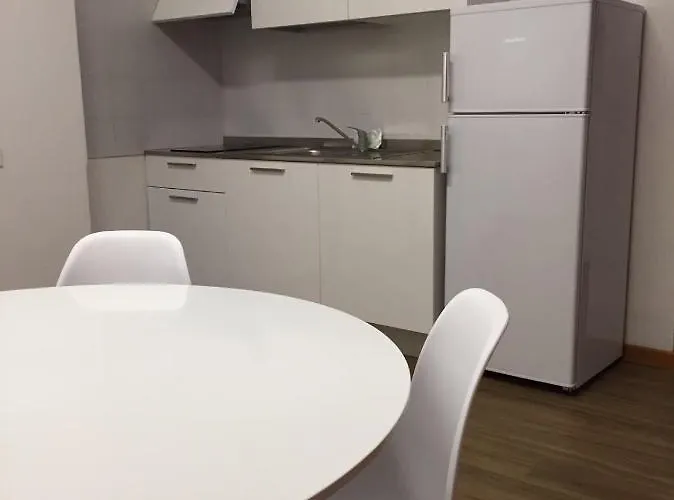 Ξενοδοχείο με διαμερίσματα Joivy Panigale 4*