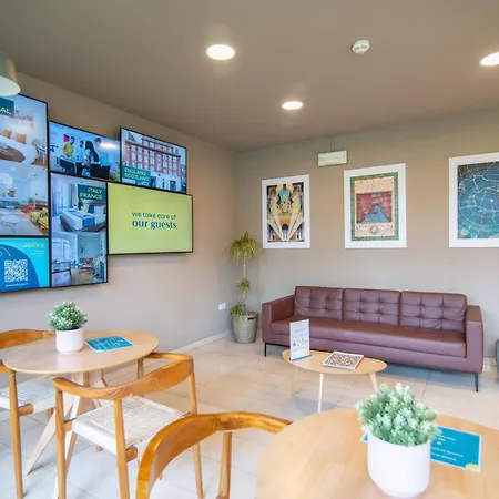 Joivy Panigale Lägenhetshotell 4*