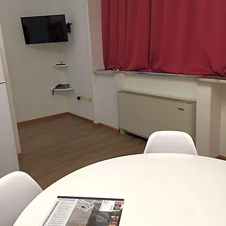 Joivy Panigale Apartmanhotel Bologna