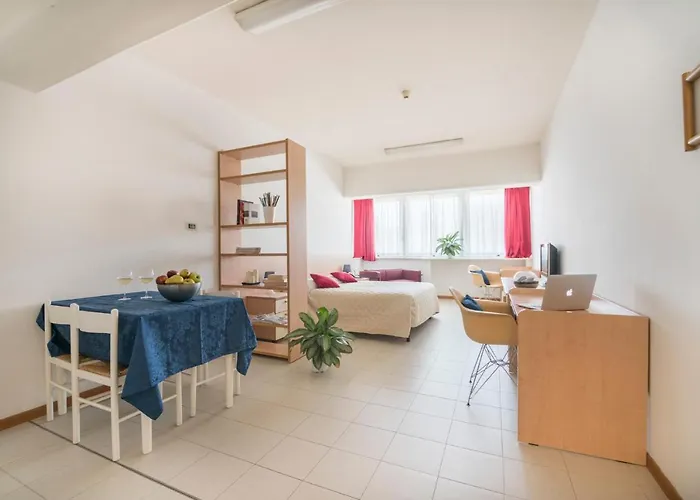 Joivy Panigale Aparthotel Boloňa